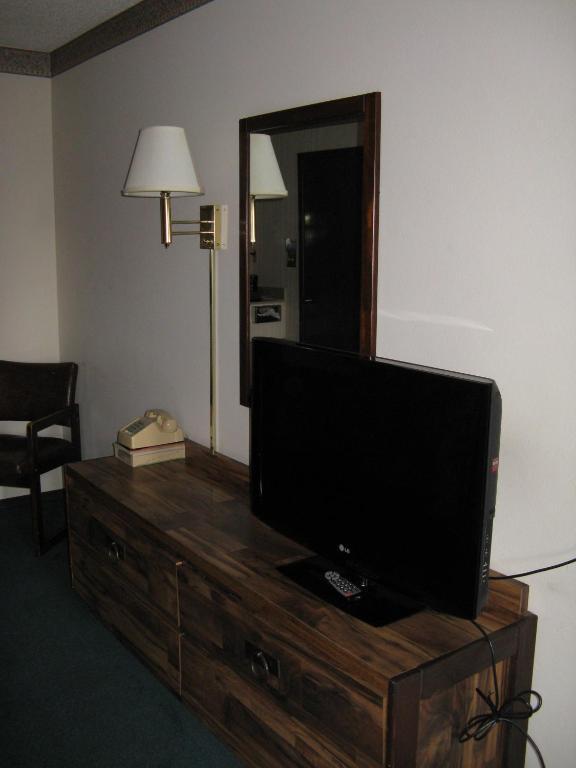 Branding Iron Motel Chama Экстерьер фото